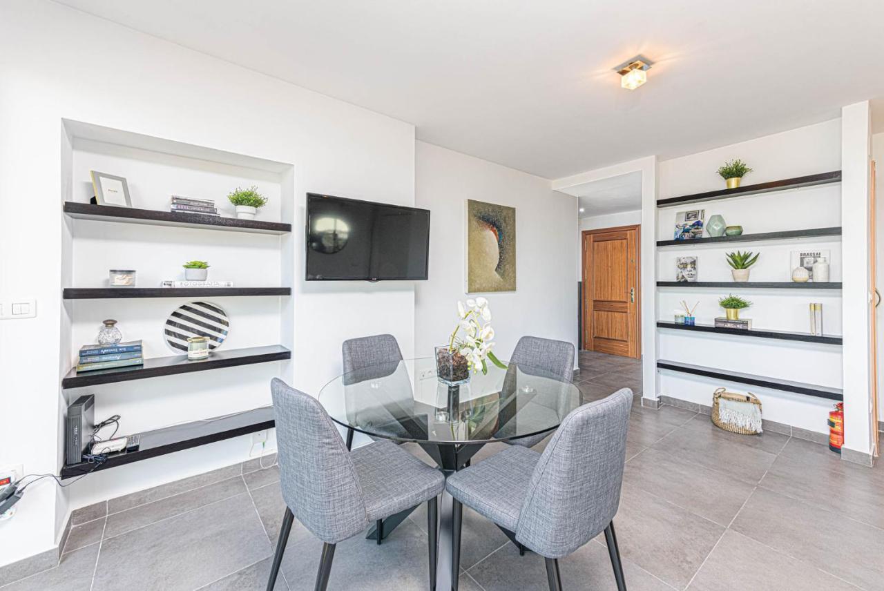 Mediterraneo Beach Apartment In Malaga By Solaga Holiday Homes Zewnętrze zdjęcie