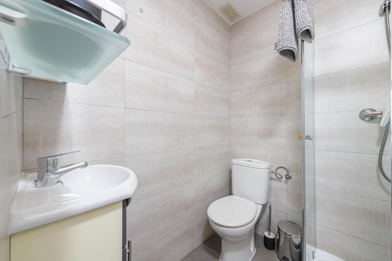 Mediterraneo Beach Apartment In Malaga By Solaga Holiday Homes Zewnętrze zdjęcie